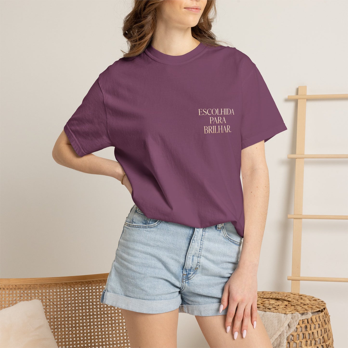 T-shirt tingida em peça "Escolhida Para Brilhar"