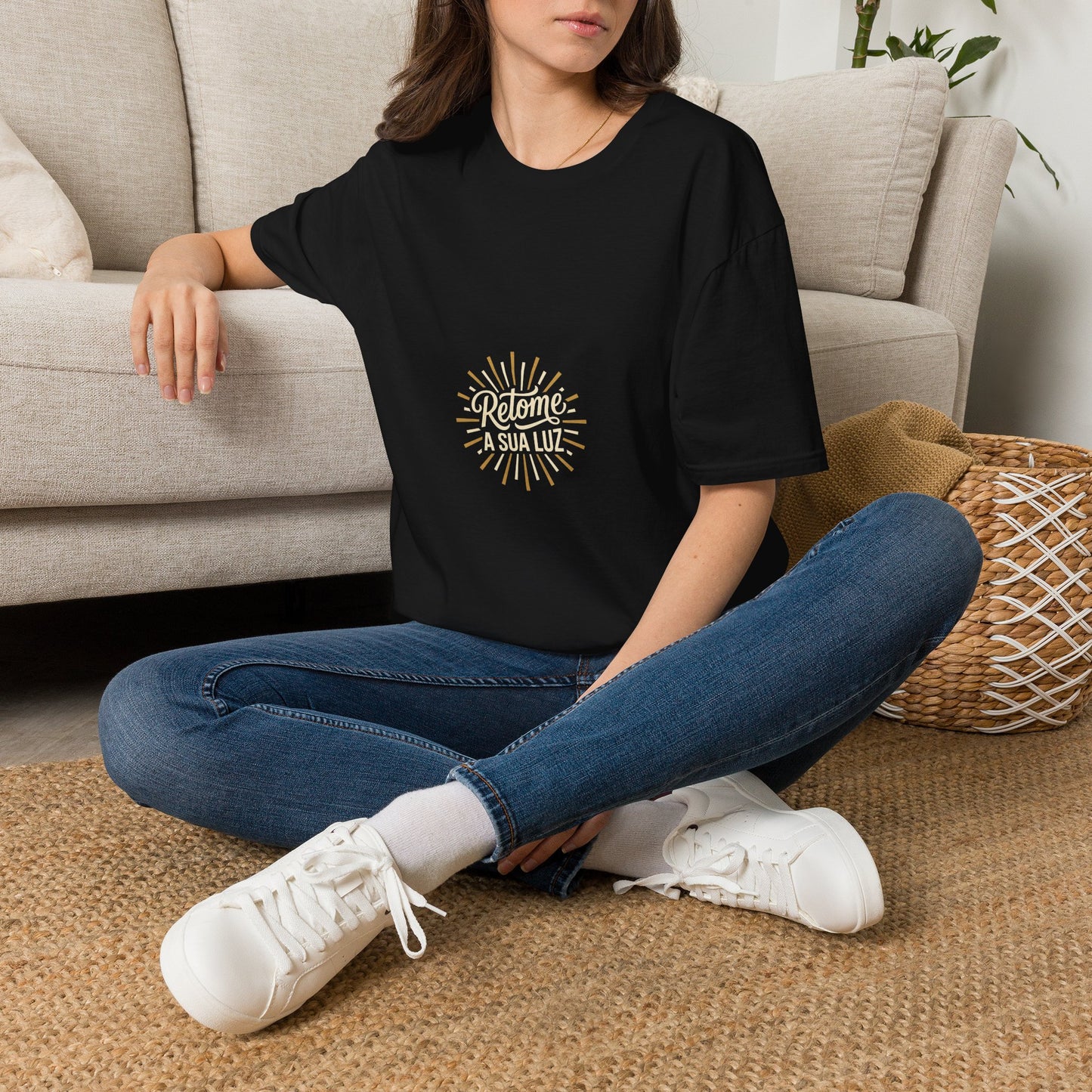 Camiseta — "Retome a sua luz" (Estampa Sunburst)