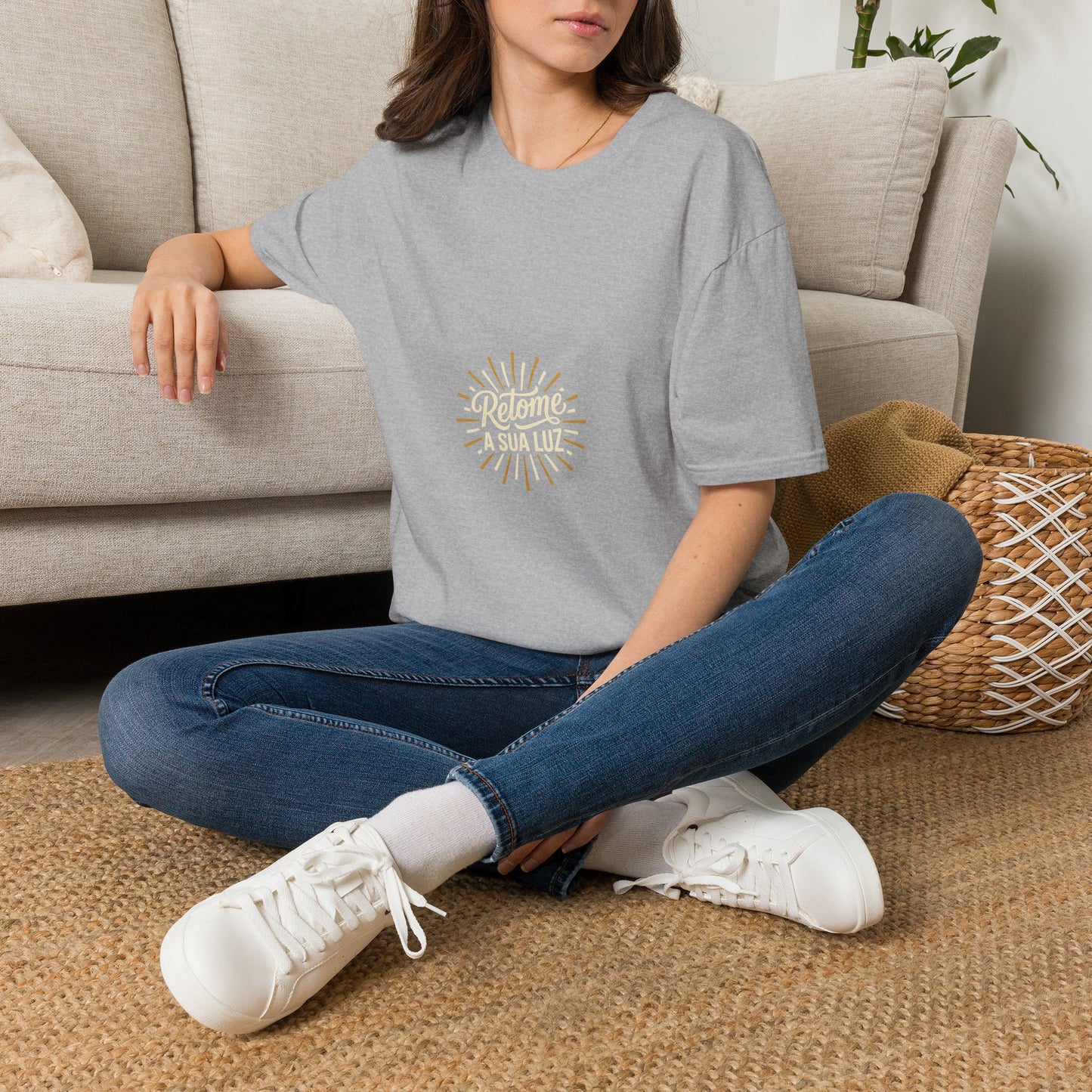 Camiseta — "Retome a sua luz" (Estampa Sunburst)