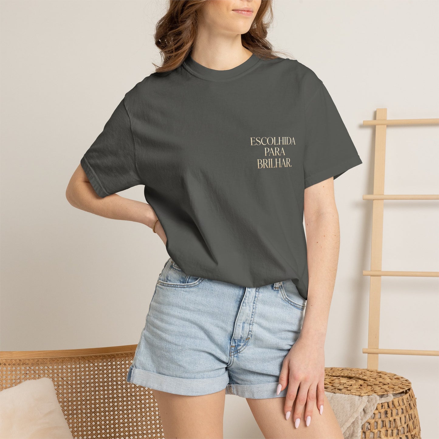 T-shirt tingida em peça "Escolhida Para Brilhar"