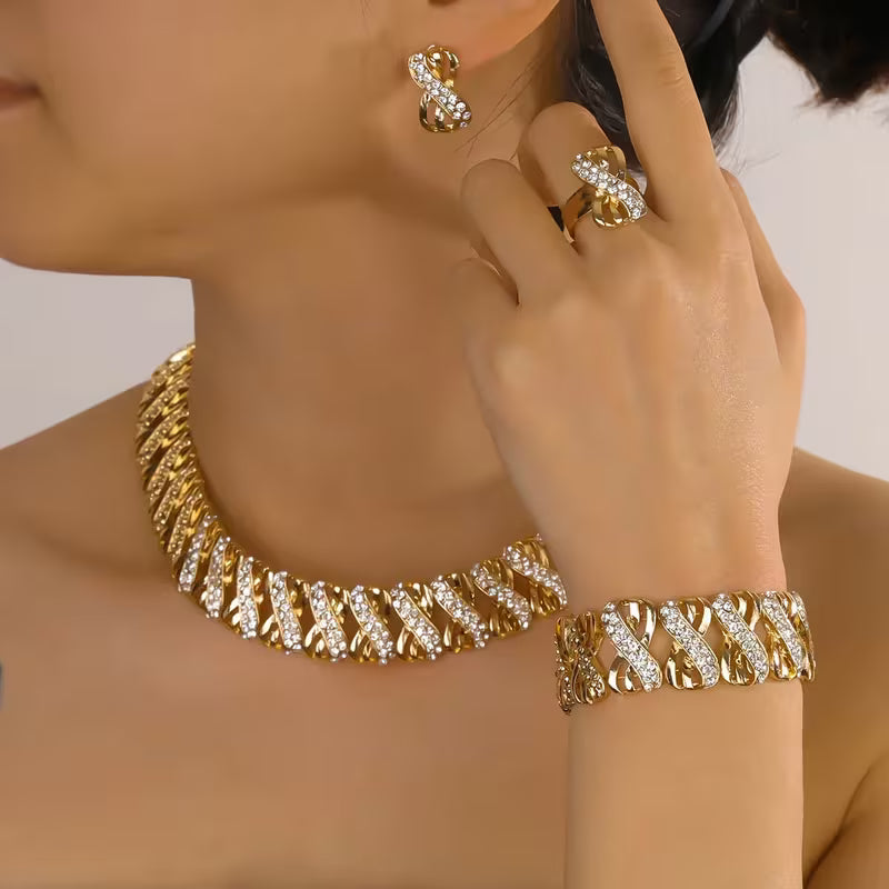 NomadLuxe™ Vintage Jewelry Set | Elegant Necklace & Bracelet Set for Women